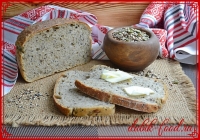 Хлеб на закваске с семенами